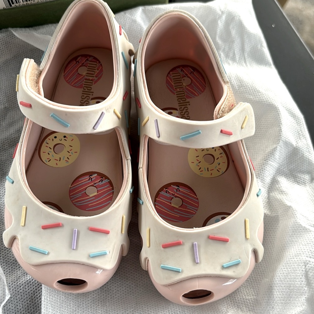 Mini Melissa  size 8 (toddler) girls shoes.